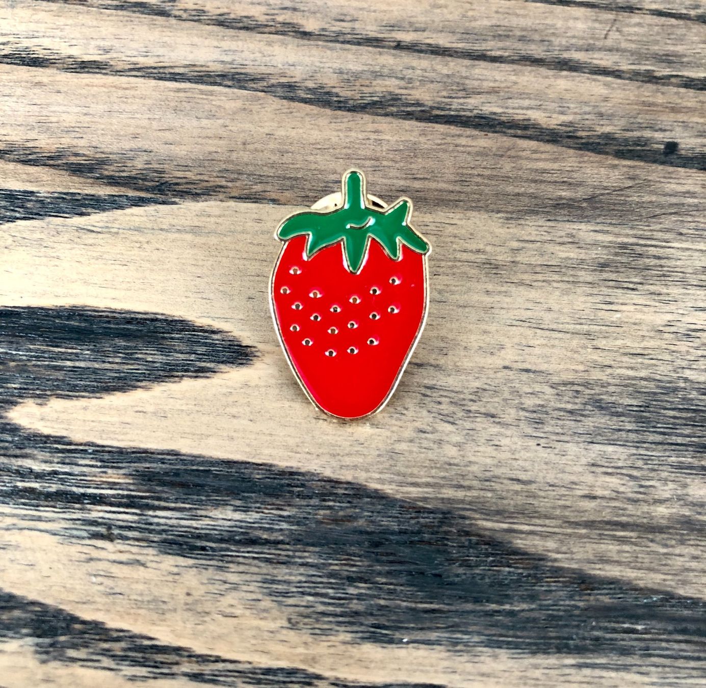 Placchette & Badge: Pin Anstecker Brosche Erdbeere – Nuovo e nell'imballaggio originale da Berg am Irchel venduto da Zweiti_Chance