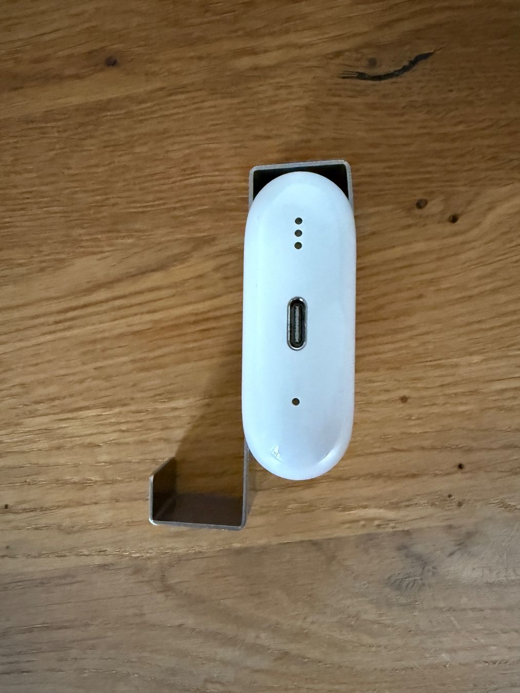 Apple Cuffie: APPLE AirPods Pro 2 Charging Case – Usato da Lausanne venduto da Nine1982 8