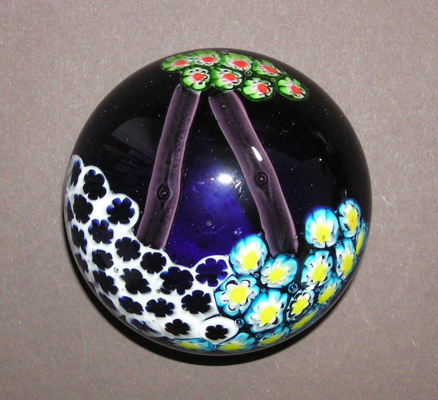 Murano Statuette: MURANO PAPERWEIGHT BRIEFBESCHWERER – Usato da Grenchen venduto da Antique-hunter