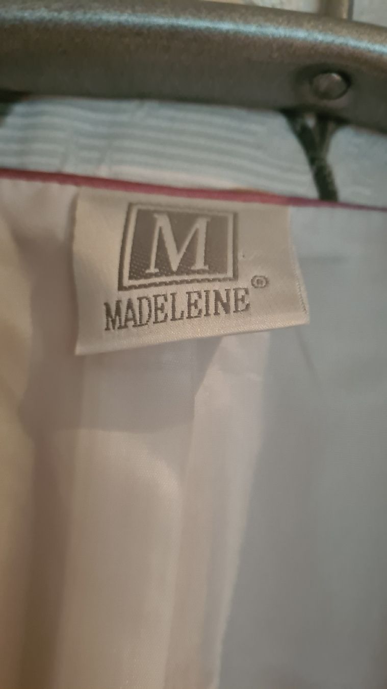 Madeleine Jacken: Madeleine Damen Blazer Gr.40/42 mit Blumenmuster – Gebraucht aus Dussnang von Mak13 4