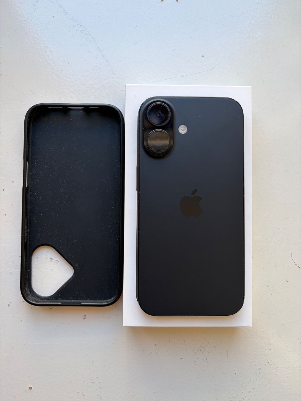 Apple Handys / Smartphones: iPhone 16 – Gebraucht aus Zürich von Largra 4