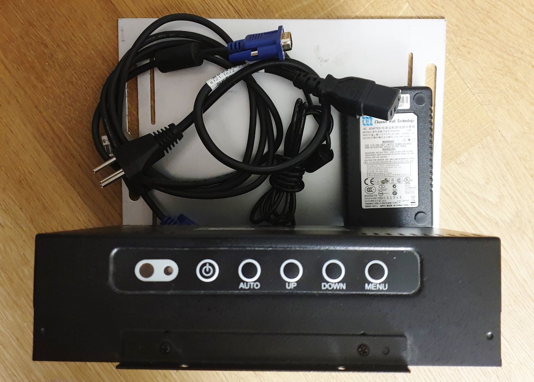 Monitore: Open Frame TFT LCD Monitor – Gebraucht aus Reinach AG von softwareladen 5
