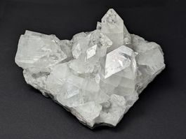 Apophyllit/Apophylit Kristall Stufe 12cm, 451 Gramm