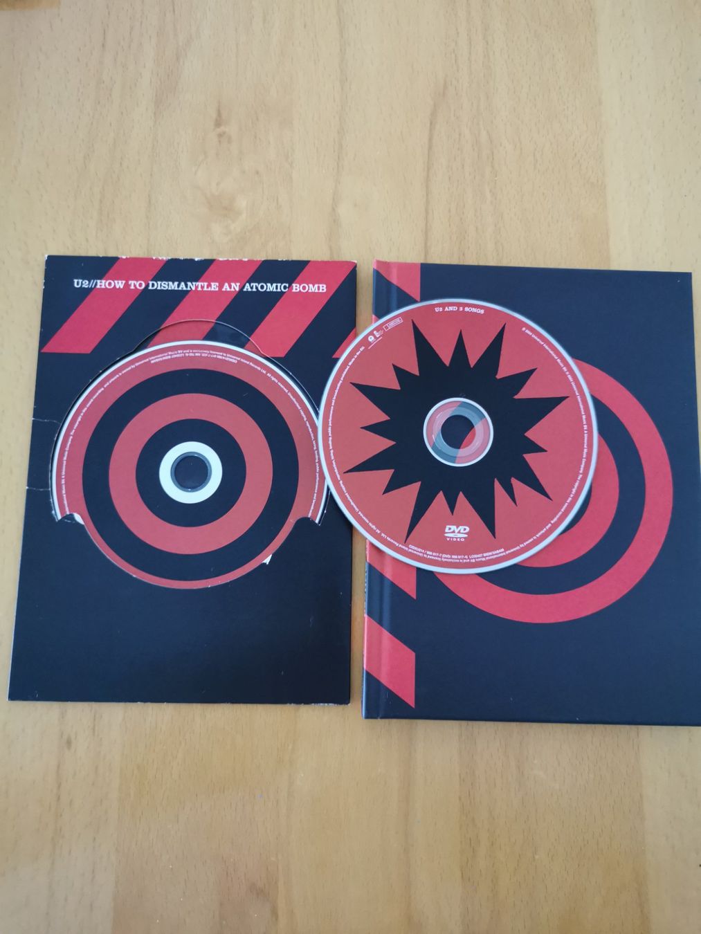 Tutti i DVDs: U2 - How To Dismantle An Atomic Bomb - DVD – Usato da St.Gallen venduto da Tamal0204 3