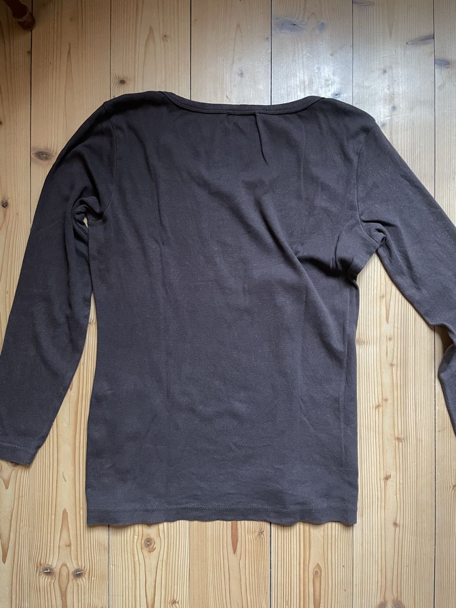 T-shirt: langarmshirt s braun  – Usato da Winterthur venduto da lynn.n7 1