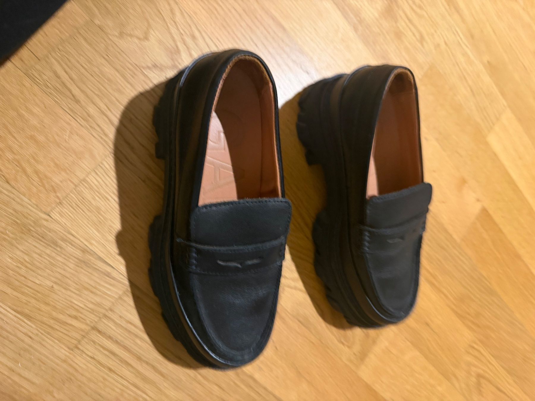Ganni Scarpe da donna: Mocassins Ganni – Usato da Neuchâtel venduto da tamd