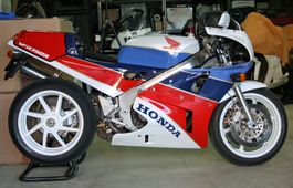 Honda VFR750R(K) RC30 '89, Modelphoto