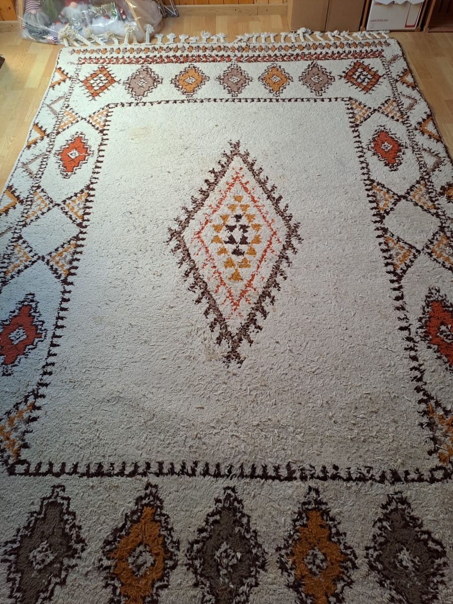 Tapis:  Teppich Loribetten mit Ethno Muster – D'occasion à Bottenwil par Guguseli014 2