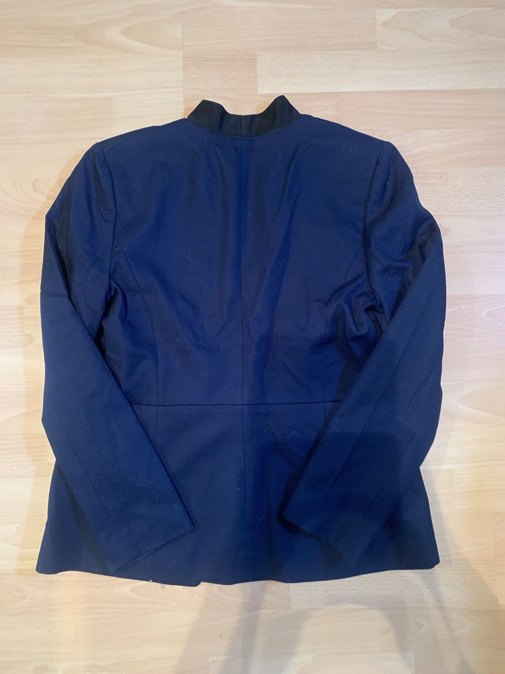 Banana Republic Giacche: Banana Republic Blazer dunkelblau – Usato da Wohlen AG venduto da Lunas_Closet 5