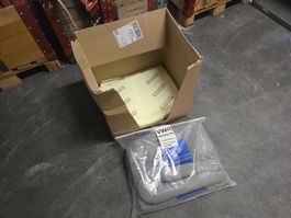Posten mit diversen neuen Aufsaugmatten ab 1.-