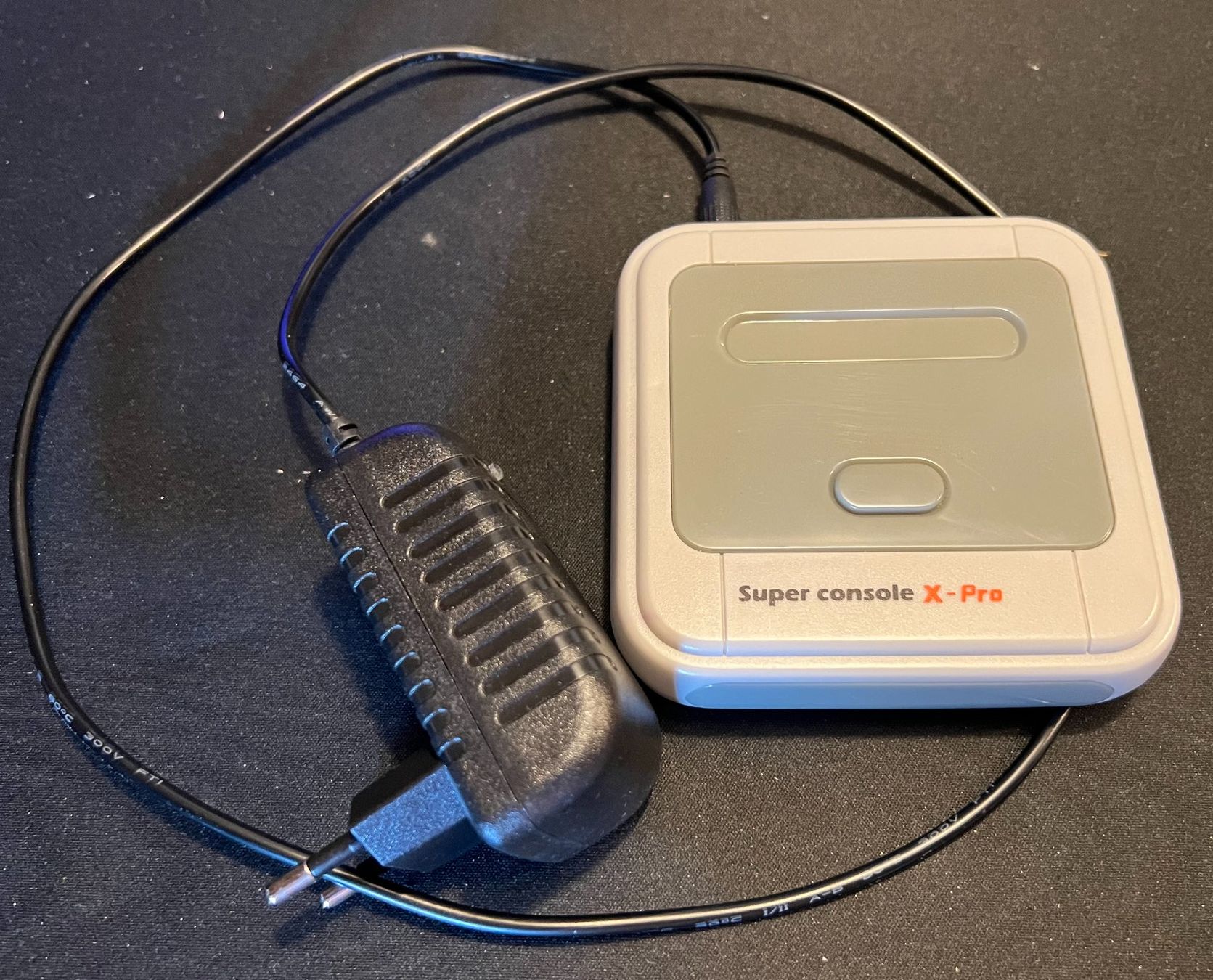 Console: Super Console X-Pro mir drei Controller – Usato da Uster venduto da Stoessda