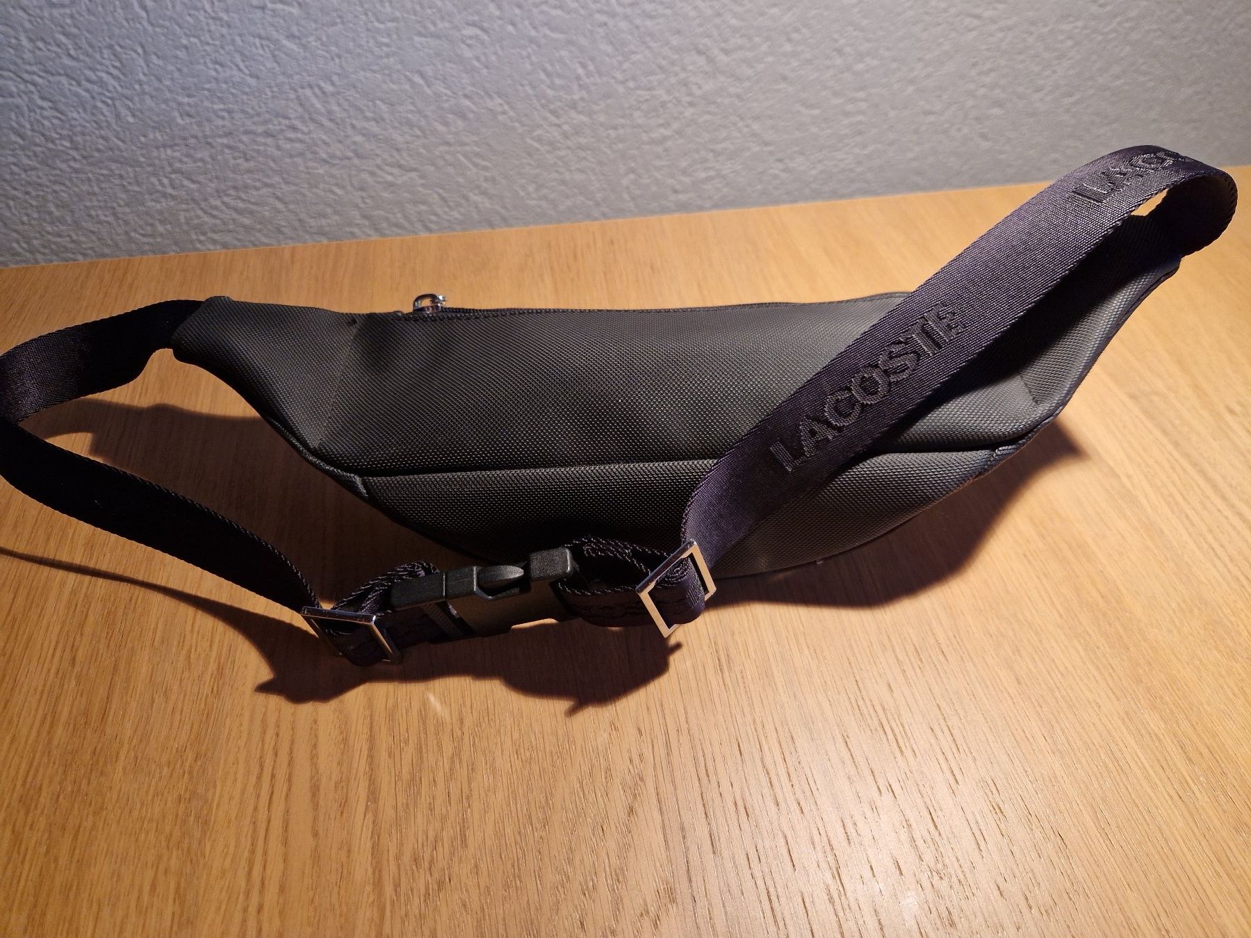 Lacoste Sacs: LACOSTE Bauchtasche – D'occasion à Herzogenbuchsee par the_kay 2