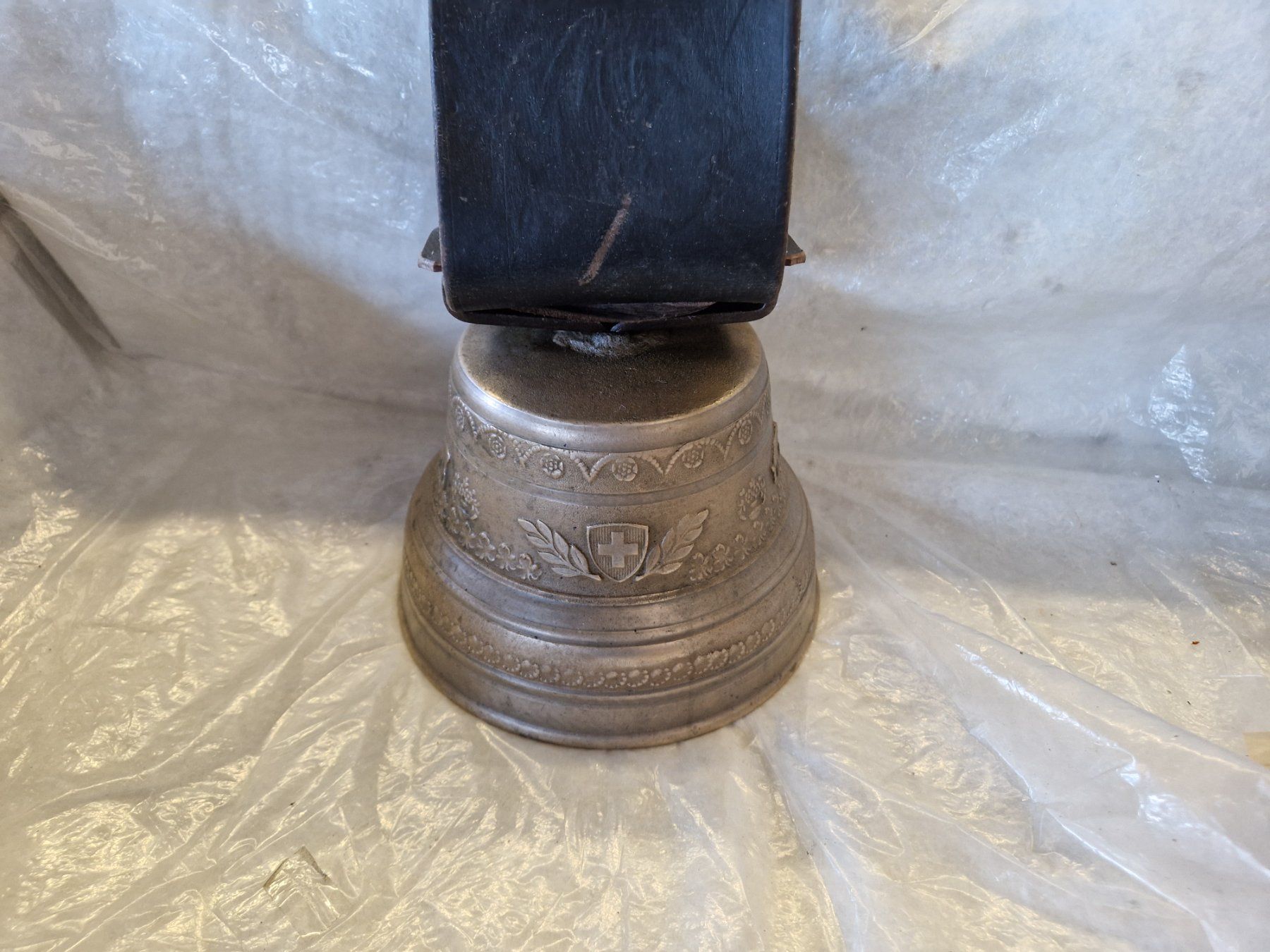 Campanacci mucche: Kuhglocke 23cm Berger Bärau – Usato da Wädenswil venduto da tome70 2
