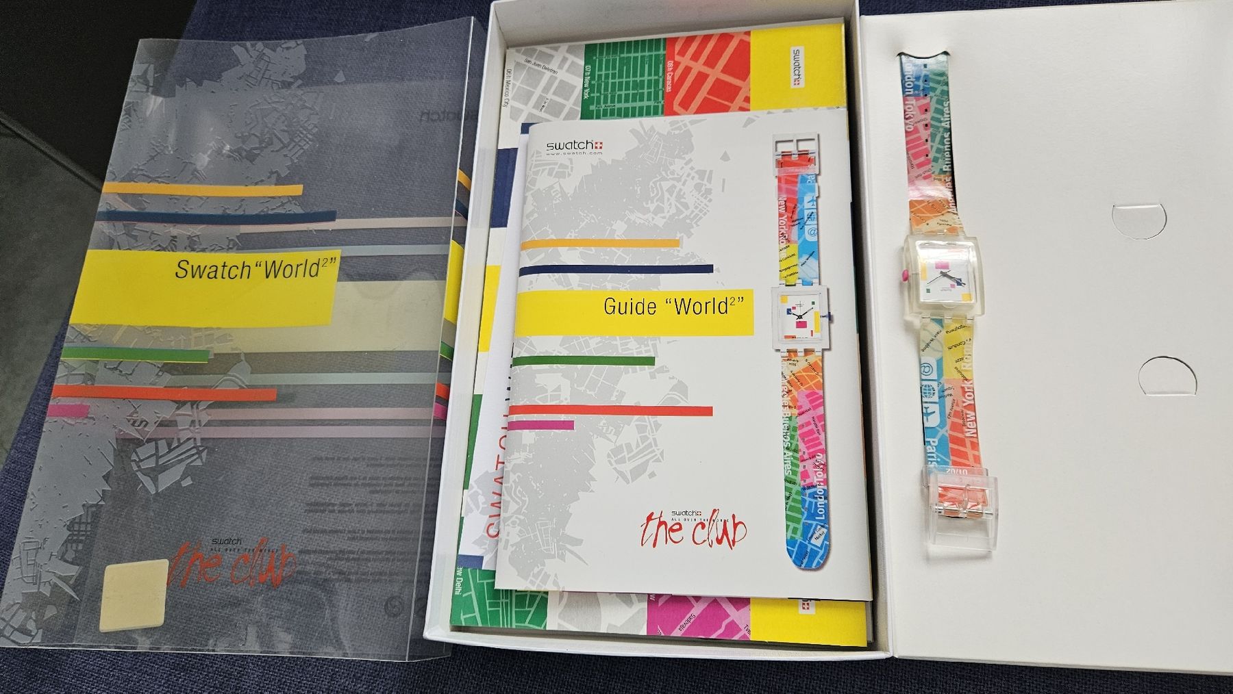 Swatch Bracciali & Braccialetti: Neue swatch"World" Uhr – Nuovo e nell'imballaggio originale da Mellingen venduto da Louisam