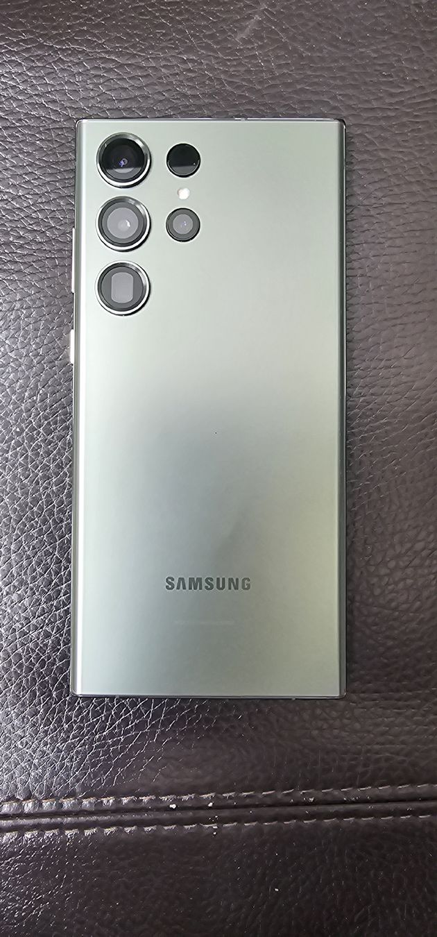 Samsung Telefoni cellulari / Smartphones: Samsung Galaxy s23 Ultra – Difettoso da Geroldswil venduto da viv_vs9r