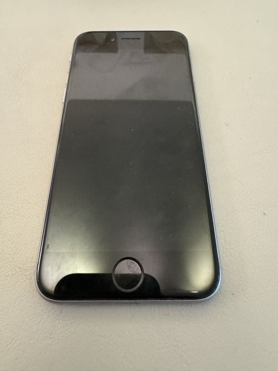 Apple Telefoni cellulari / Smartphones: iPhone 6 – Difettoso da Adliswil venduto da Busys