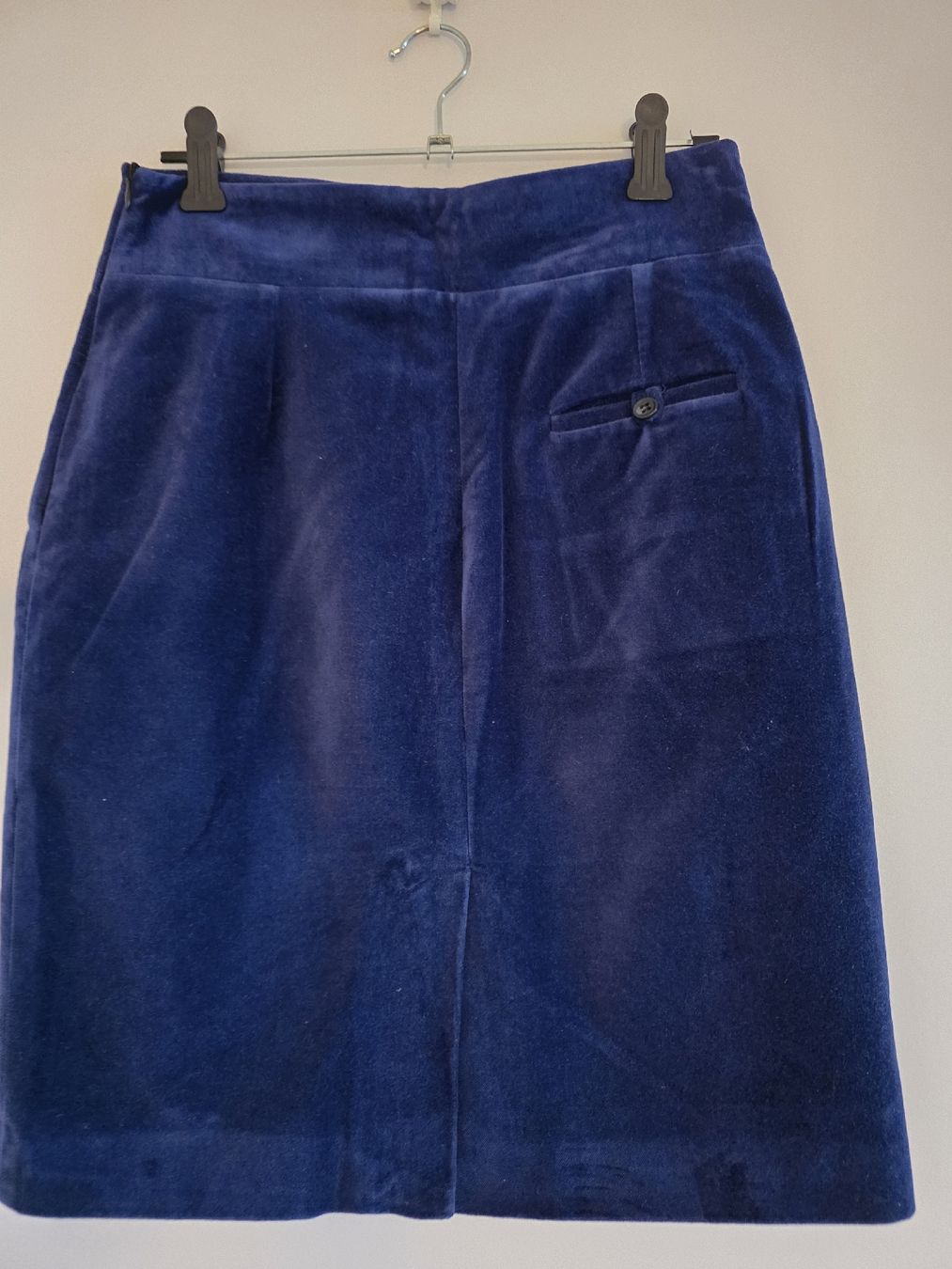 Gonne: Eleganter dunkelblauer Samtrock mit Futter – Usato da Männedorf venduto da san_pnv8 1