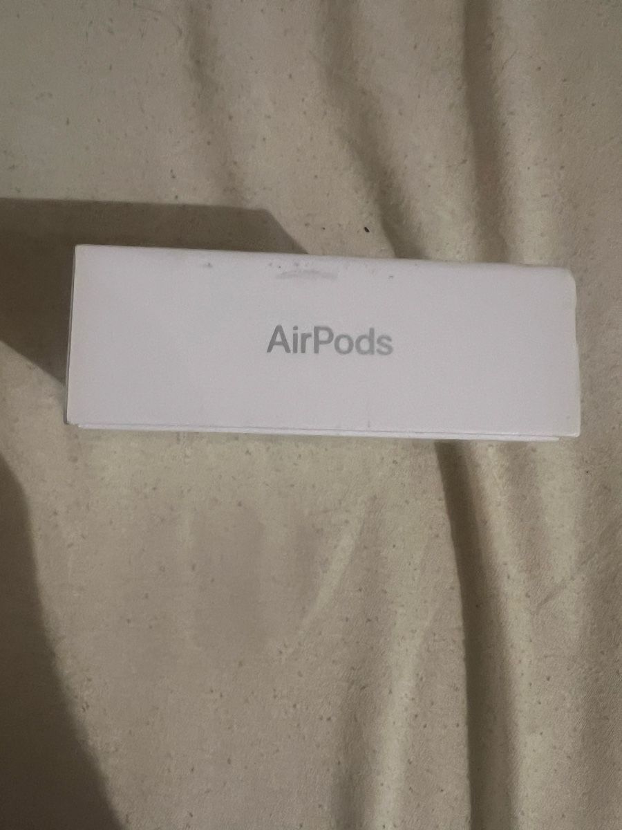 Apple Cuffie: Apple Air Pods  2021 – Usato da Huttwil venduto da luk_9tdh 5