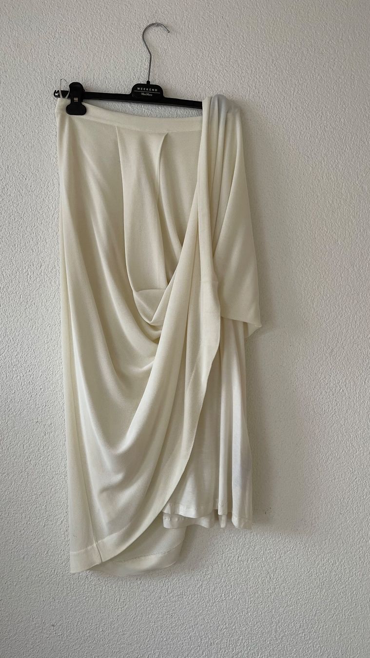Massimo Dutti Gonne: MASSIMO DUTTI XS S/NP65CHF Viscose Elastane Rock Cremefarben – Nuovo (secondo la descrizione) da Kölliken venduto da Prscoo 4