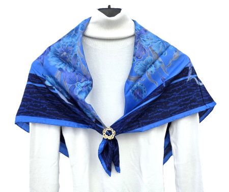 Seidenfoulard 100% Thai Seide, handbemalte Golddetails, NEU!