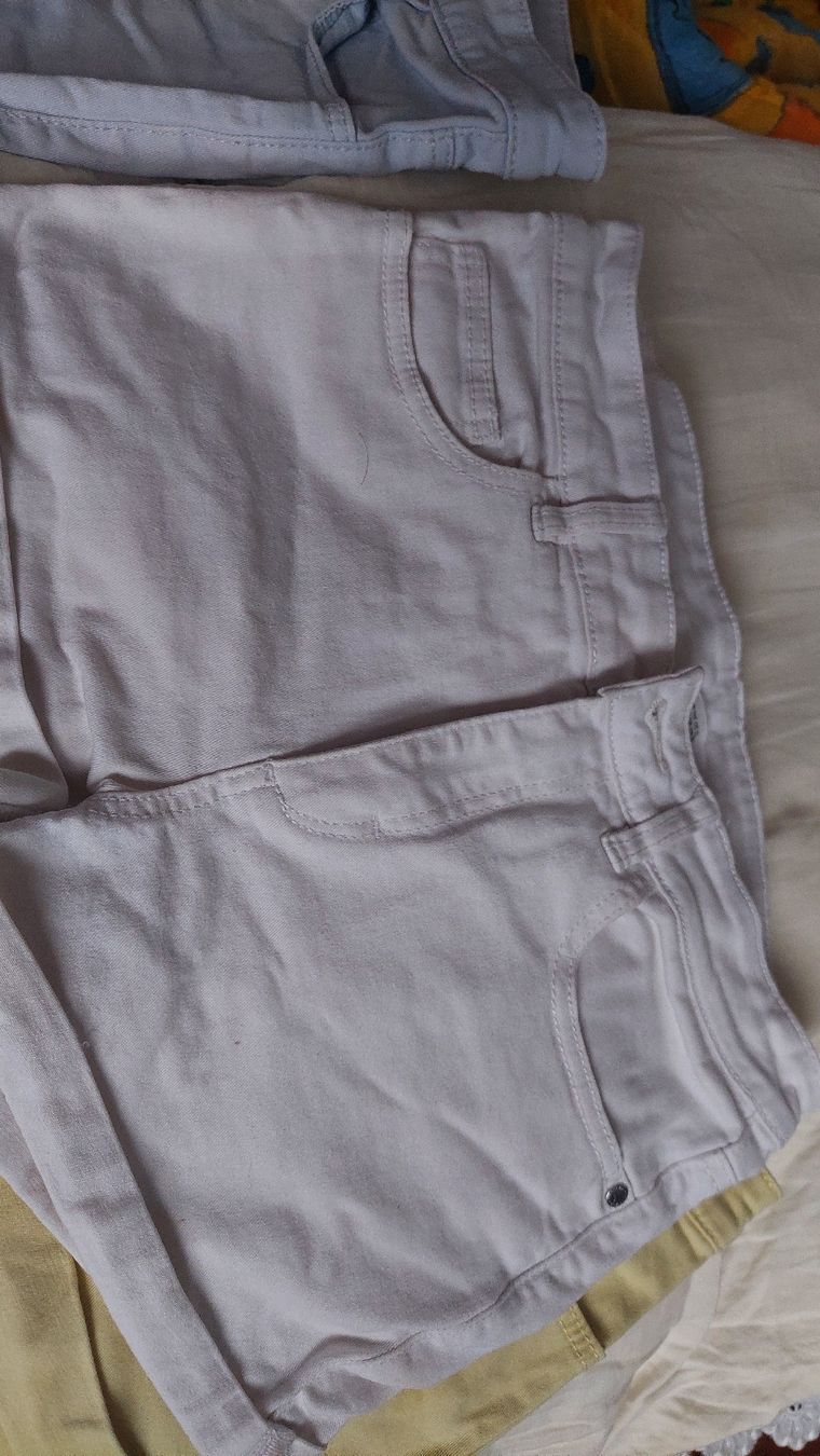 H&M Lotti & Set di vestiti: Short in gelbe Farbe/ Gr.146&152 – Nuovo (secondo la descrizione) da Basel venduto da O-MEGA 6