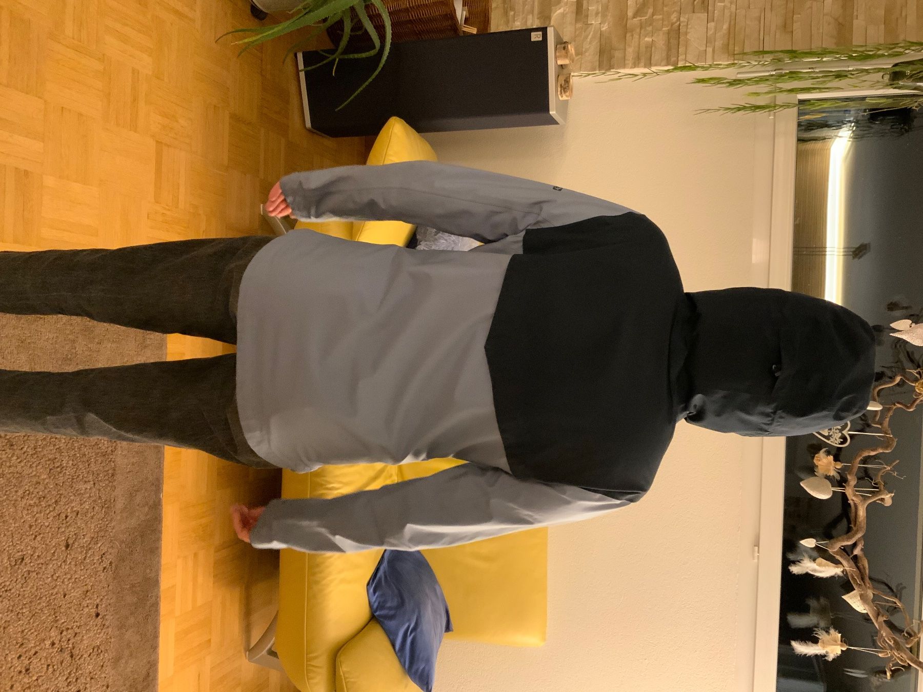 Trevolution Giacche: Trevolution Regenjacke Damen Grösse 36 – Usato da Lyss venduto da Trust4 2