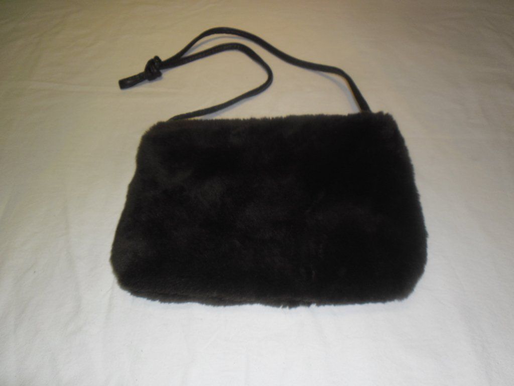 Borse da donna: Damen - Handtasche / Umhängetasche – Usato da Büren SO venduto da omsa 1