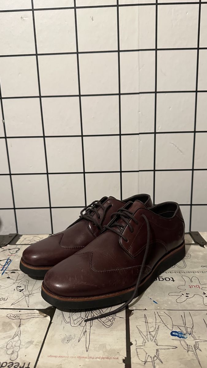 Timberland Scarpe da uomo: Stylish Timberland Brogue Shoes Size 42 – Usato da Genève venduto da ravehotline 1