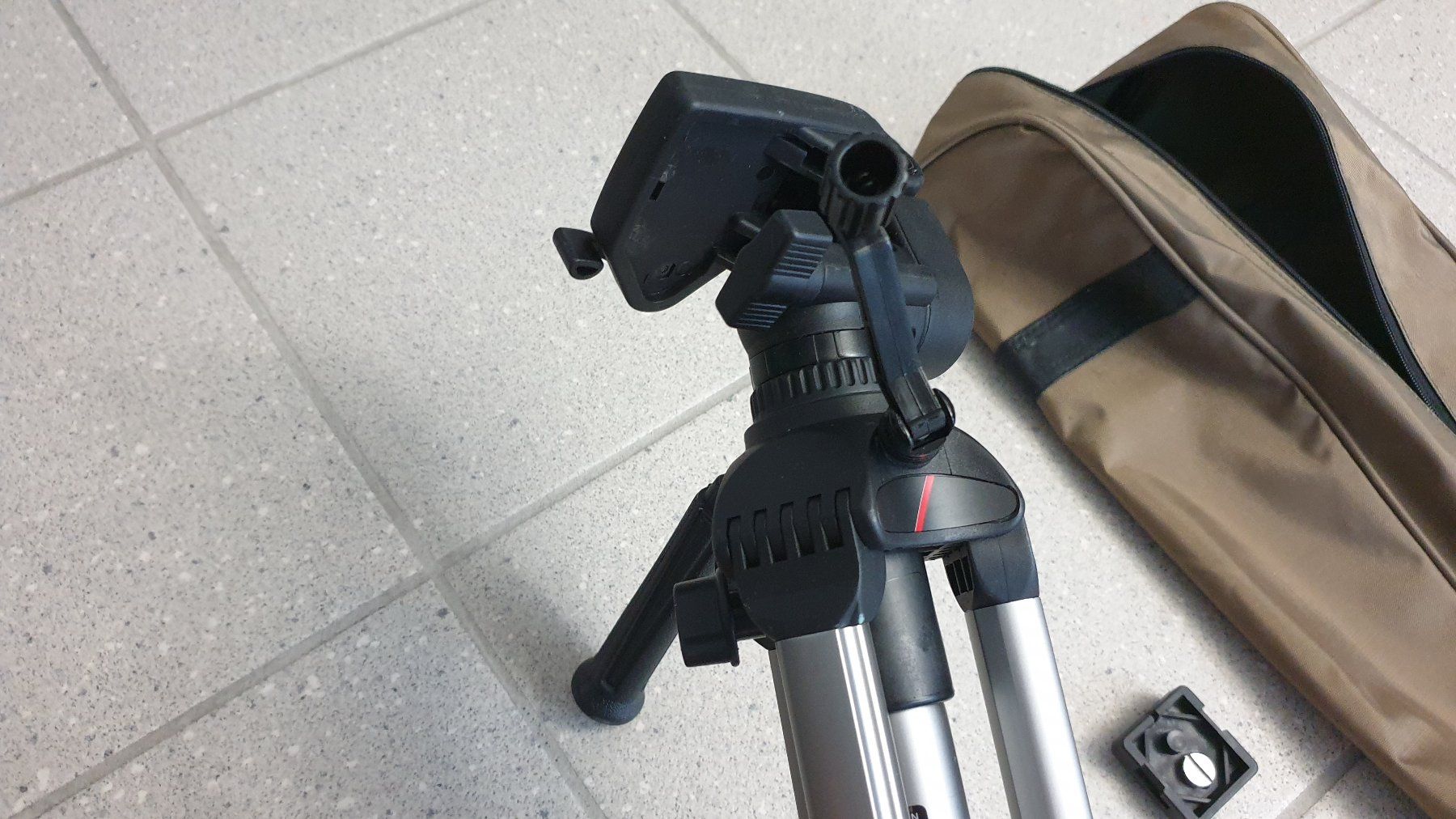 Vanguard Trépieds & Accessoires: Kamerastativ VANGUARD CT-278 – D'occasion à Stäfa par Supertramp73 6