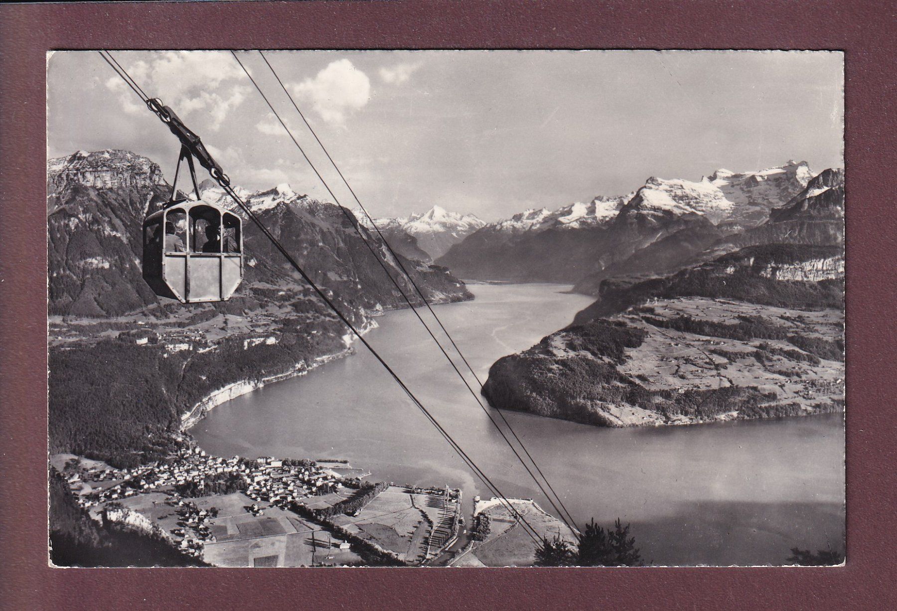 Cartoline postali: Luftseilbahn BRUNNEN-URMIBERG - 19611 – Usato da Pully venduto da nicecards