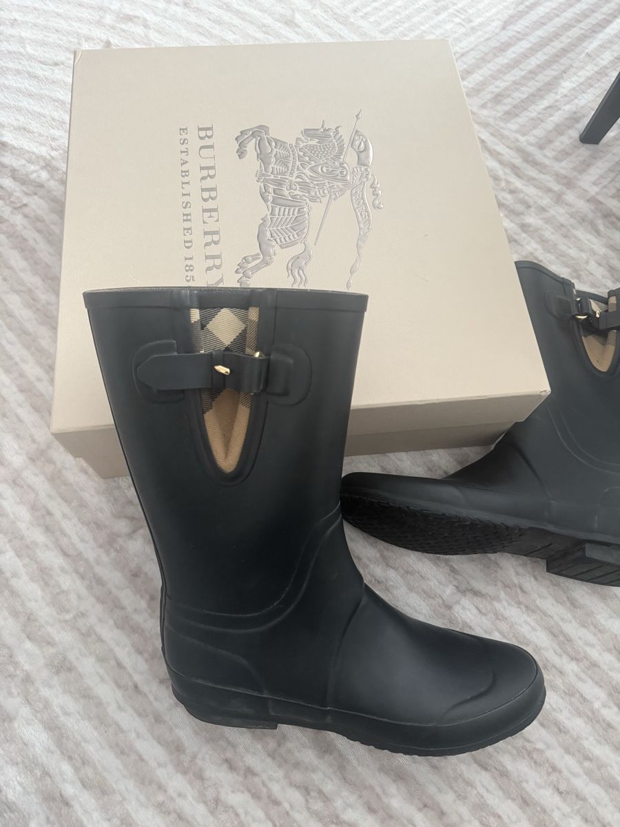 Burberry Scarpe da donna: Burberry Gummistiefel Gr. 37 – Nuovo (secondo la descrizione) da Bassersdorf venduto da MisR01 2