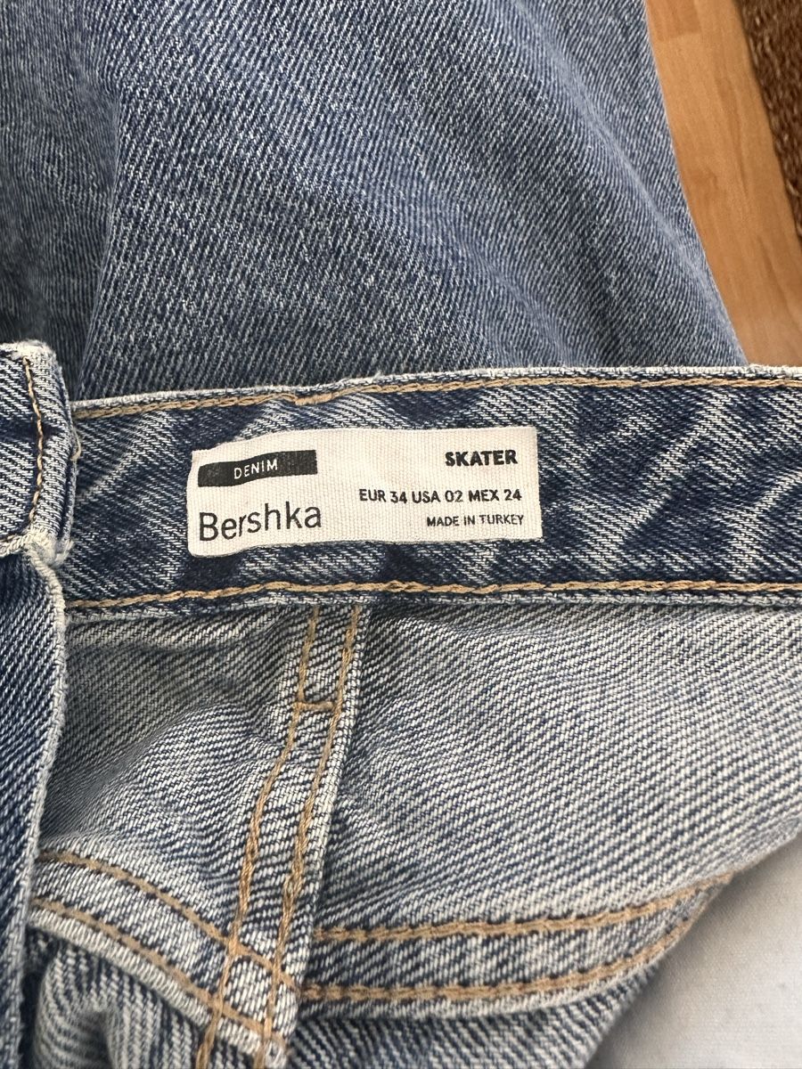 Bershka Jeans: Skater Jeans – D'occasion à Bauma par mic_gy2y 1