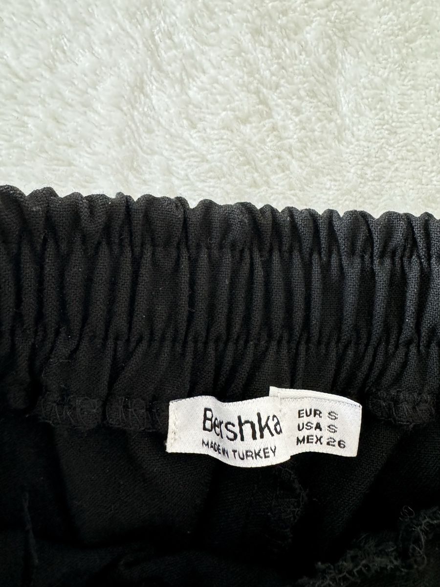 Pantaloni: Black dressier pants – Usato da Dübendorf venduto da maf_6tqh 2