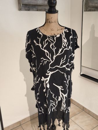 Damen Tunika schwarz weiss Muster Fransen Grösse One Size 