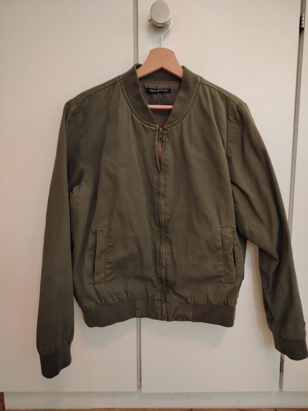 Brandy Melville Giacche: Bomberjacke Brandy Melvile – Nuovo (secondo la descrizione) da Schönenbuch venduto da sop_n7zd 1