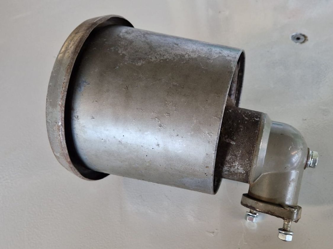 Motori: MAG Motor Luftfilter kpl. – Usato da Niederwil AG venduto da Maeder_AG 3