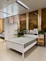 Hemnes chambre lit plus armoire 
