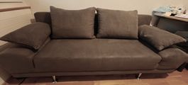Sofa grau mit schlaf option guter Zustand