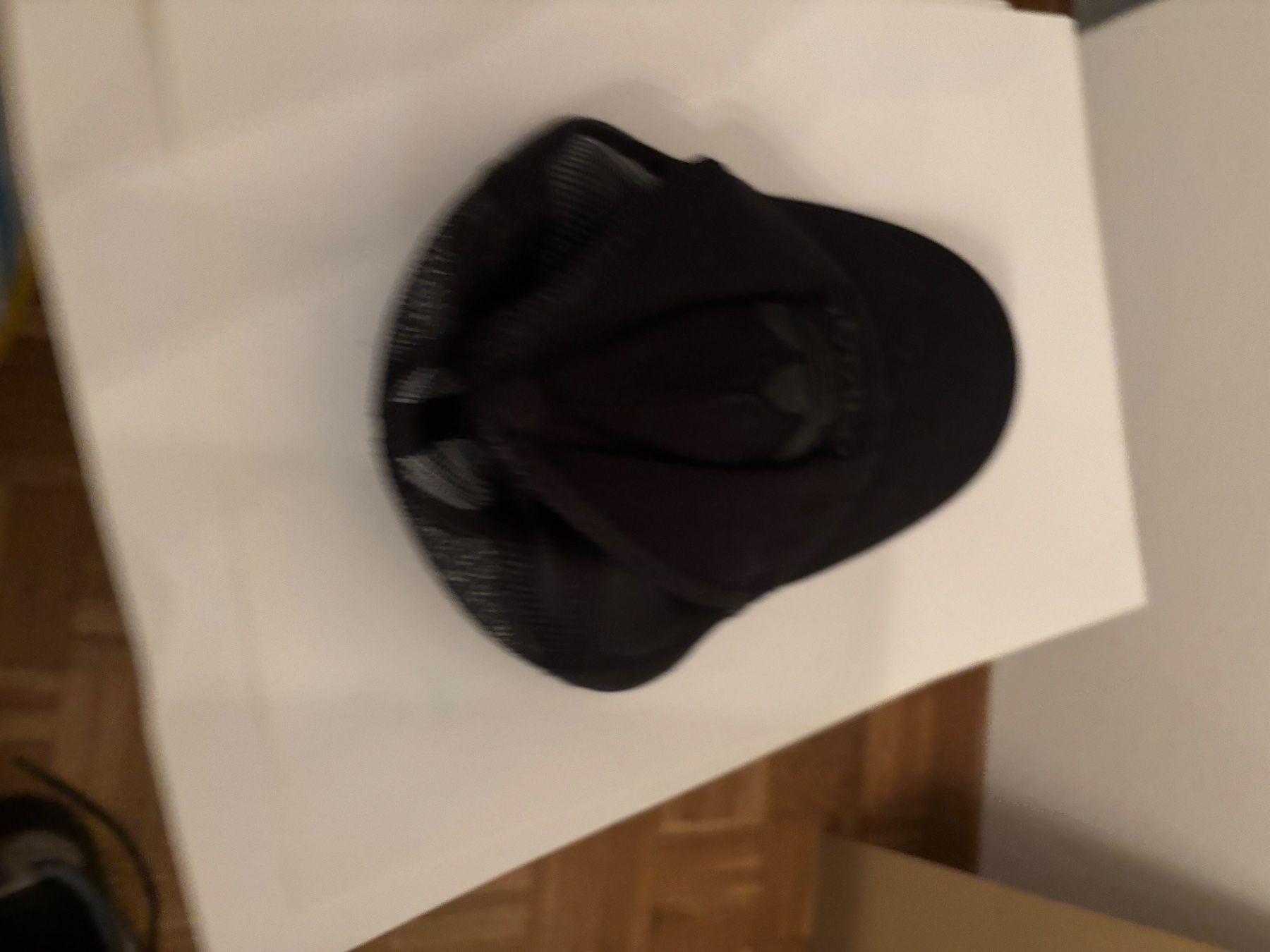 Altro in  Abbigliamento & Accessori: adidas Cape schwarz – Usato da Wallisellen venduto da AS.TZ. 2