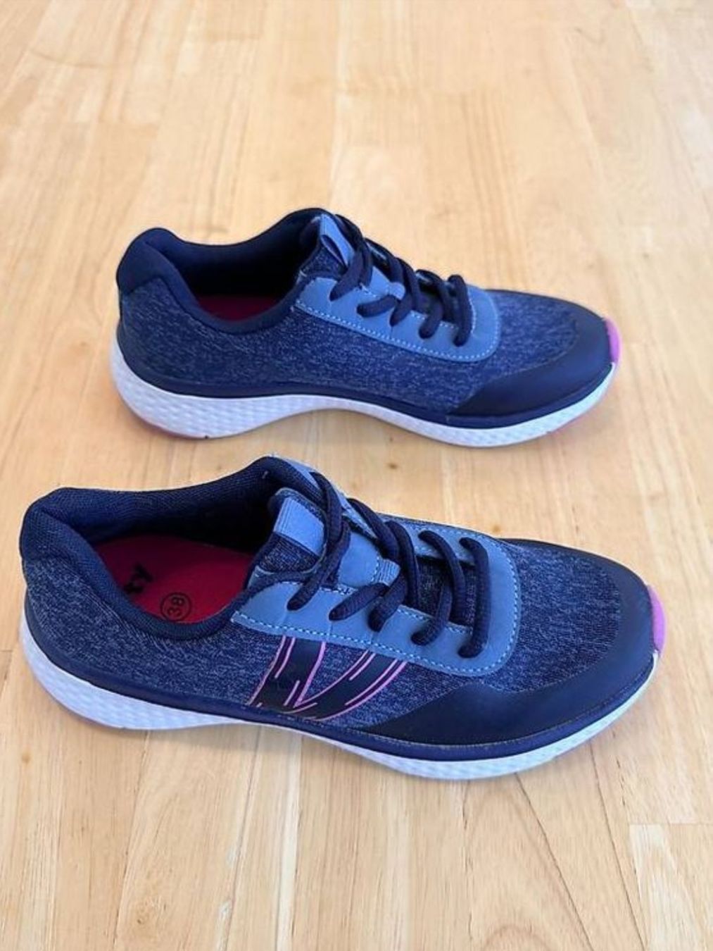 Scarpe da donna: Vty Damenschuhe Grösse 38 – Nuovo (secondo la descrizione) da Egliswil venduto da Begue 3