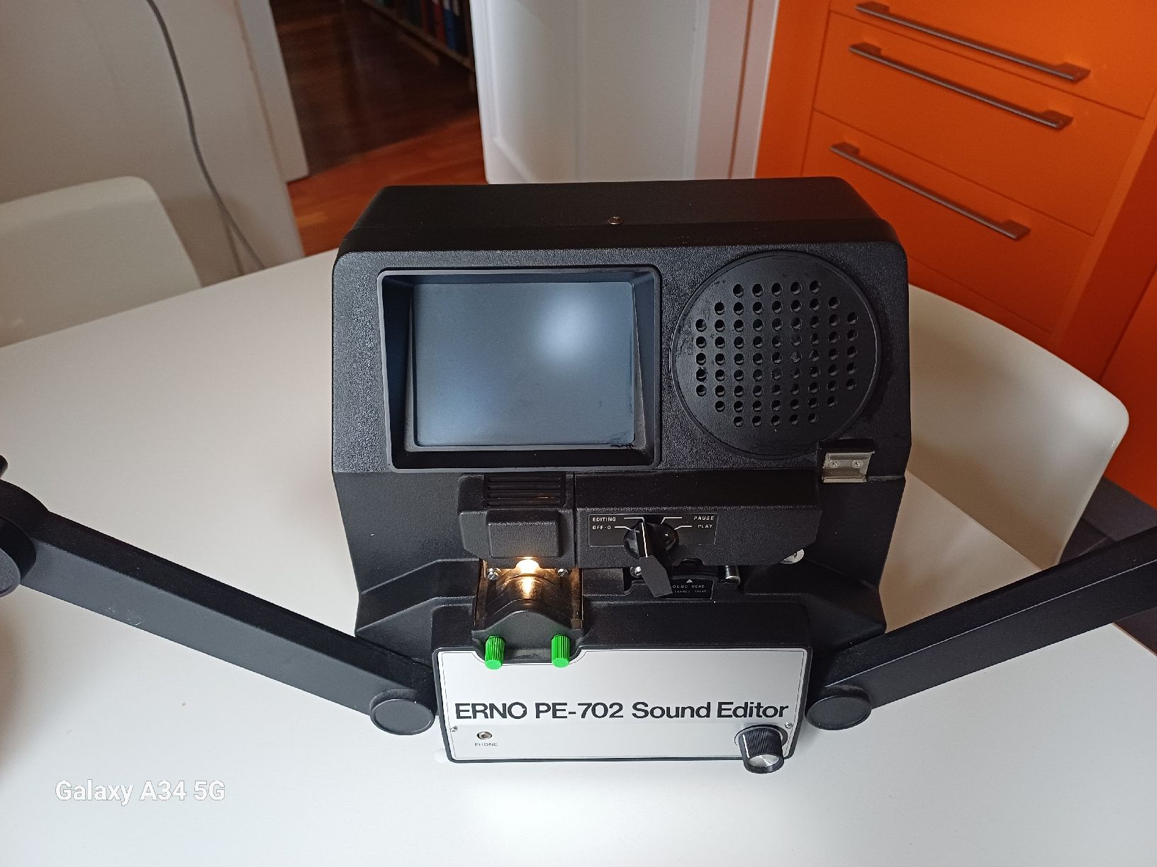 Videoprojektoren: visionneuse Erno – Gebraucht aus Bevaix von Daci6