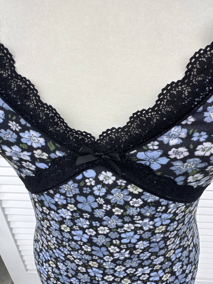 Vestiti: Sommerliches Mini Kleid mit Blumenmuster, Grösse 36 – Usato da Basel venduto da fiona_second-hand_BS 4