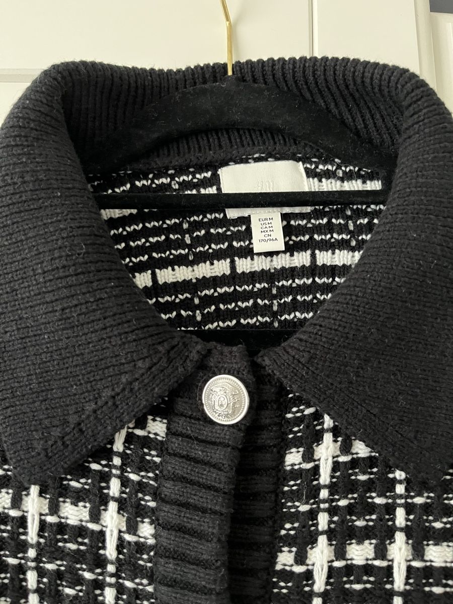 H&M Pulls & Sweat-shirts: Kurzärmeliger, eleganter Strickpullover – Neuf (Voir description) à Allschwil par eyl_bb8q 1