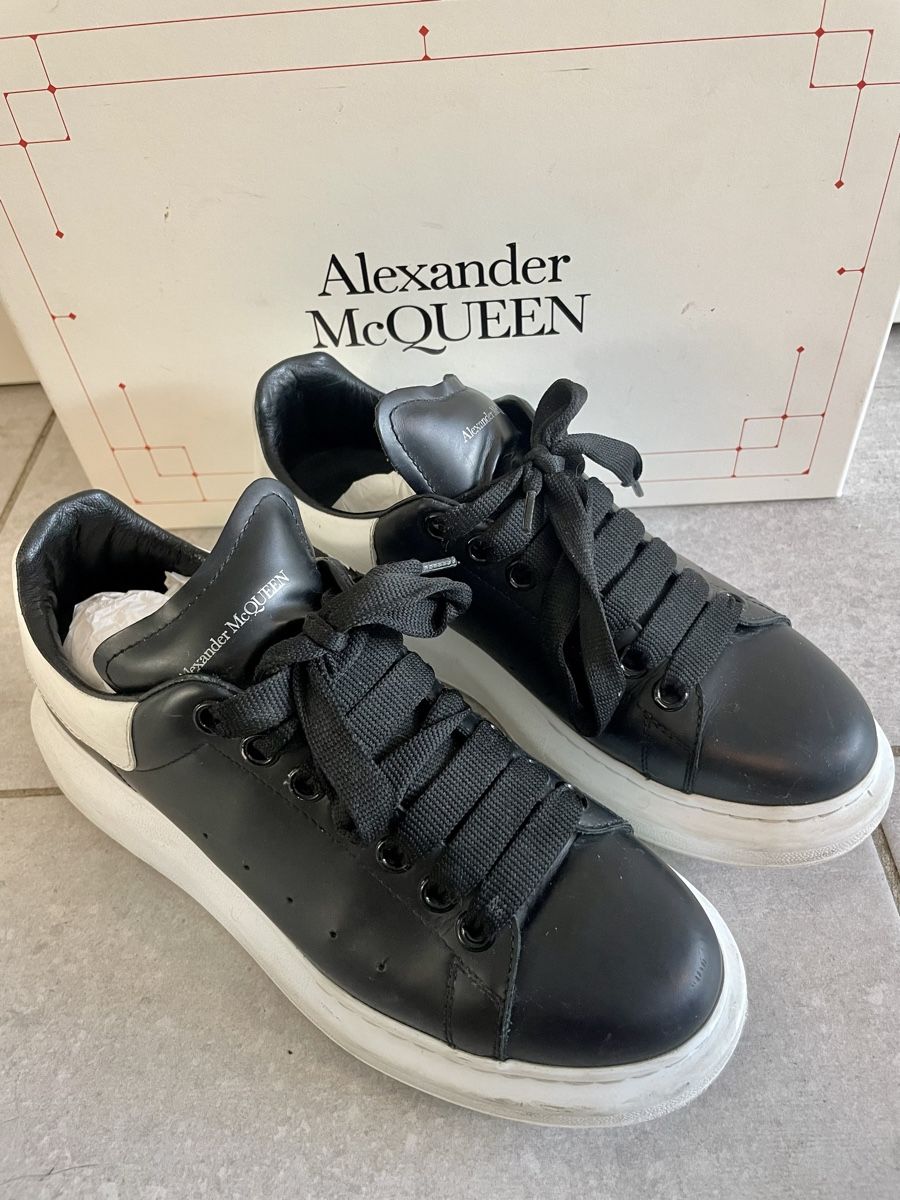Alexander Mcqueen Scarpe da donna: Alexander McQueen Larry Sneakers 39.5 – Usato da Roche VD venduto da closetcleanse 4
