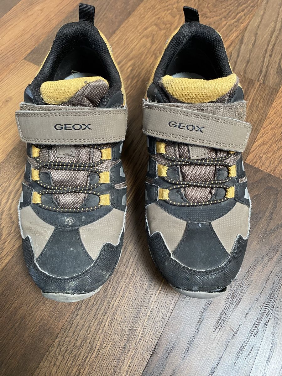 Geox Scarpe per ragazzi: Geox Kinderschuhe, Gr.33 – Usato da Adliswil venduto da mun_k9pf