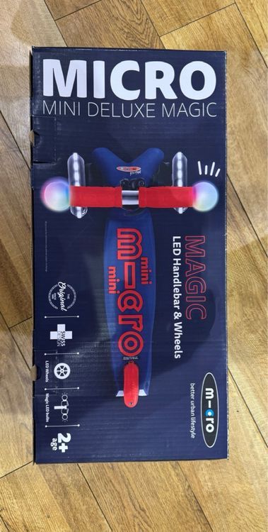 Micro Mini Deluxe Magic LED Trottinette/Scooter/Roller/NEU (Neu und ...