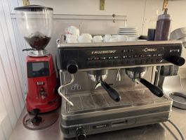 Kaffeemaschine La Cimbali M32 Bistro akzeptabel