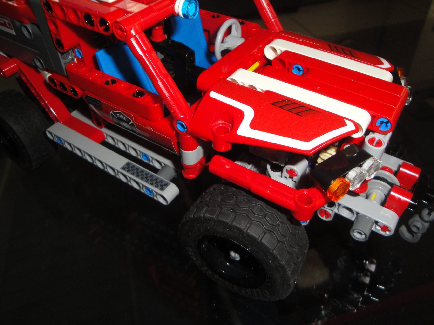 Lego Kit di costruzioni: LEGO Technic 42075 First Responder – Usato da Oberentfelden venduto da casa55 1