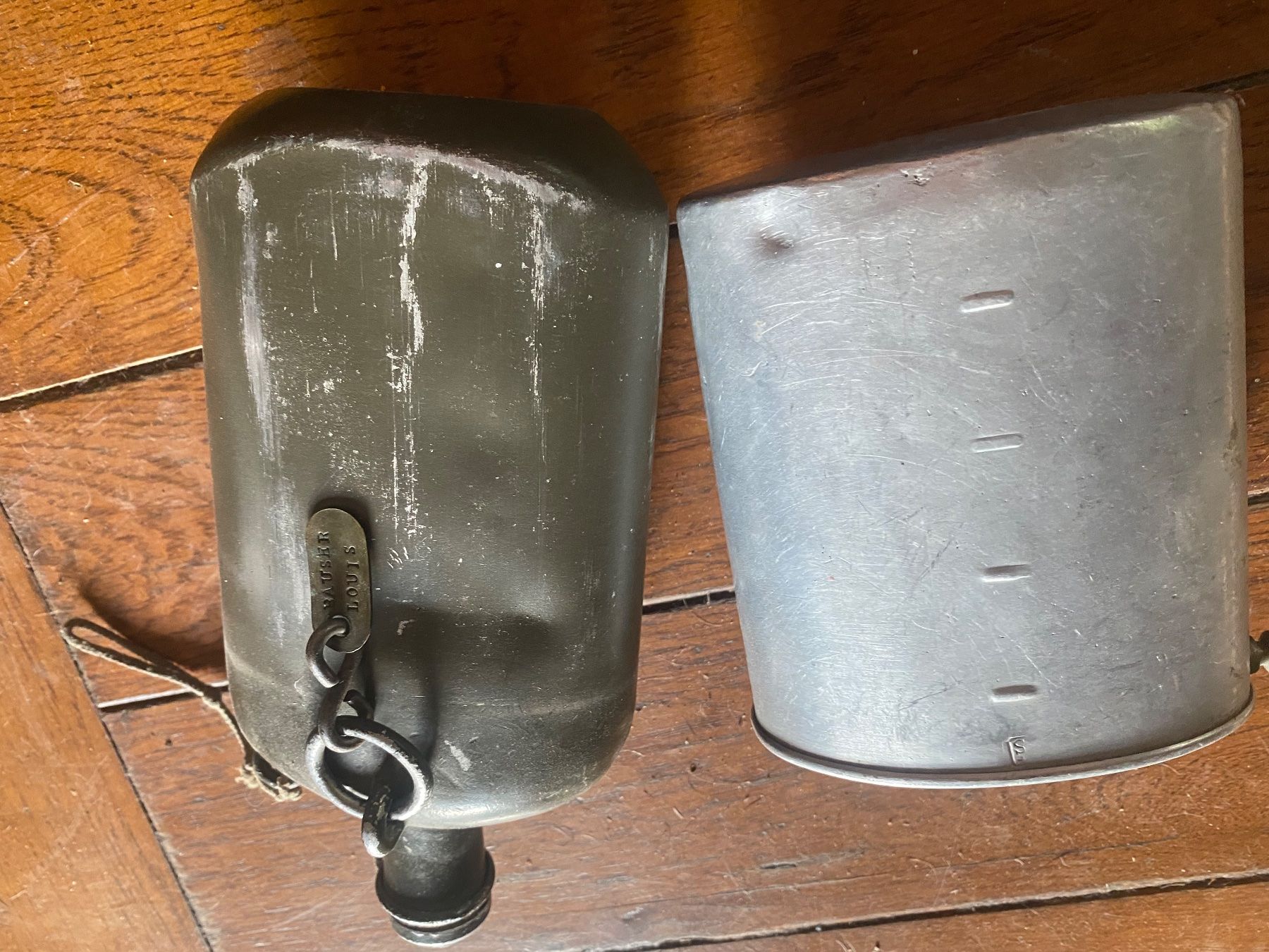 Schweizer Armee Trinkflaschen & Thermosflaschen: Ancienne gourde militaire? – Gebraucht aus Lajoux JU von Briard0 1