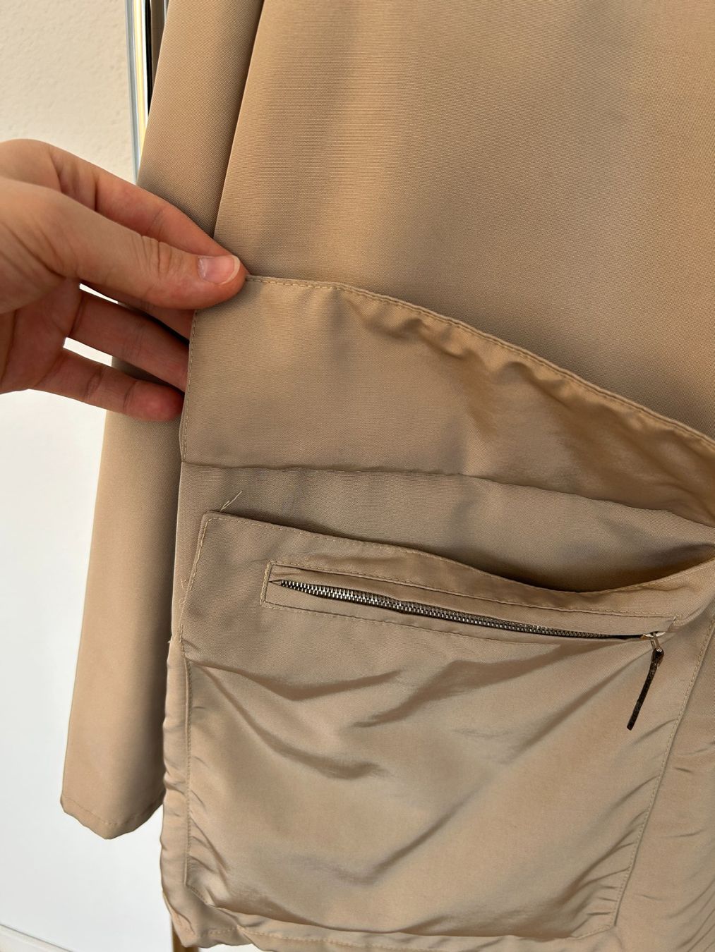 Hermès Manteaux: Hermès Beige Nylon Parka Jacket – D'occasion à Bern par kurtikobolt74 4